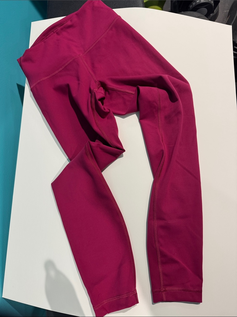 lululemon athletica Women's Magenta Stretch Leggings